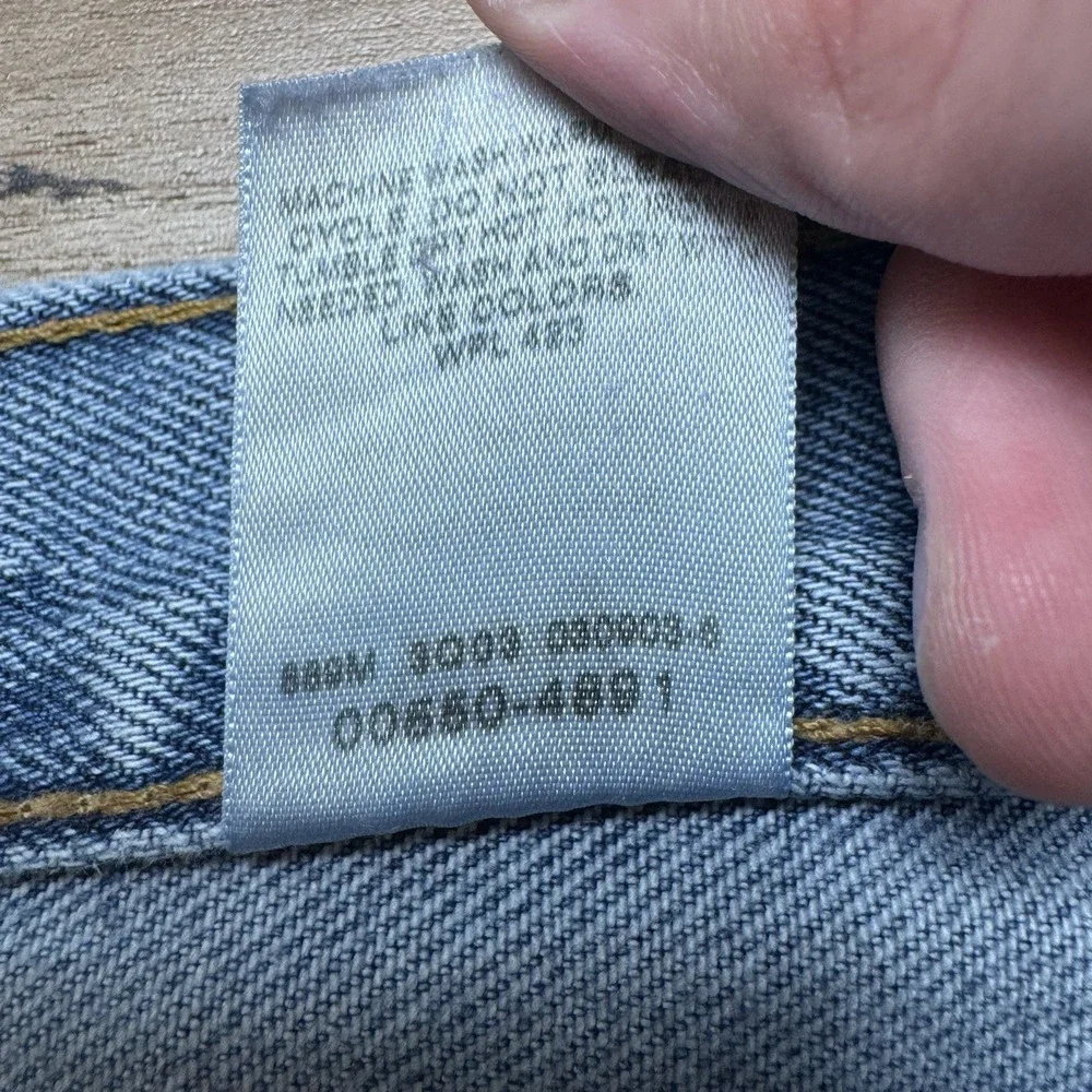 Vintage Levis Jeans Men 38x30 Blue 550‎ Relaxed Fit Baggy Light Wash Fits 36x29